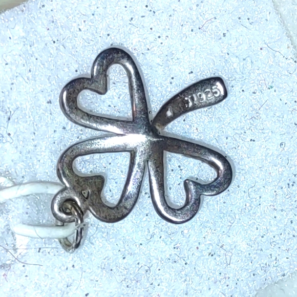 3 Leaf Clover Silver Pendant - Picture 2 of 15